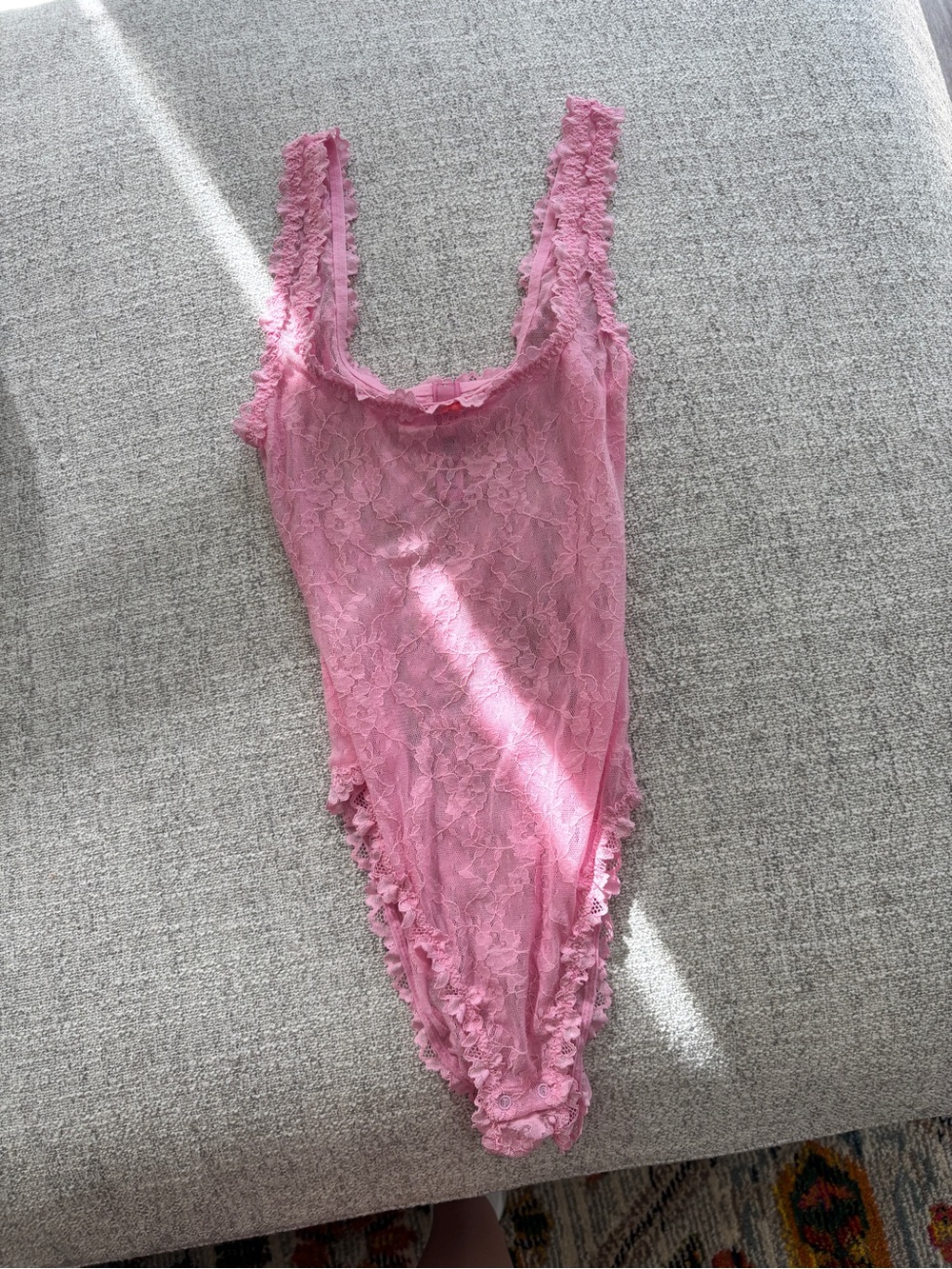 SKIMS Pink Lace Scoop-Neck Teddy Bodysuit